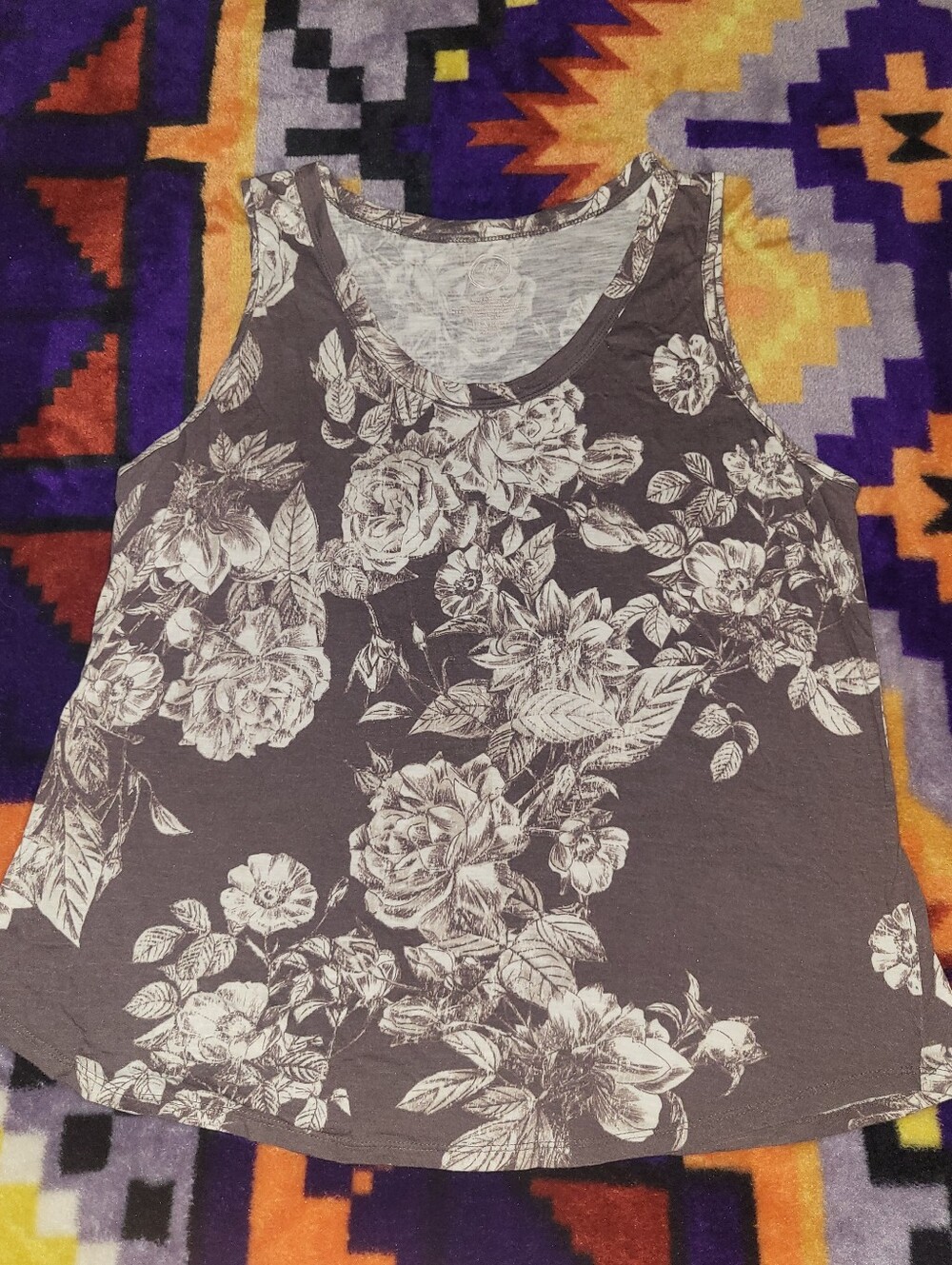 Maurices 24/7 Brown Floral Sleeveless Tank Top - Size Large Fits To An Xl